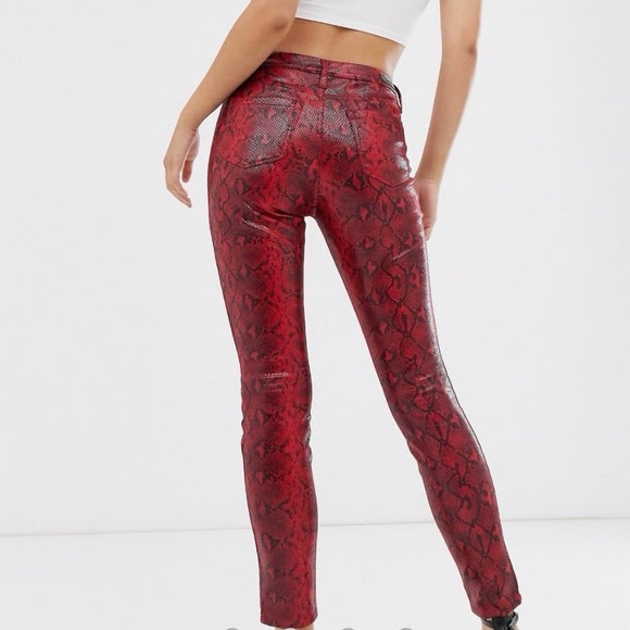 BLANK NYC Sexy Faux Leather Vegan Pants Red and Black reptile snakeskin Size 27 - Picture 2 of 6